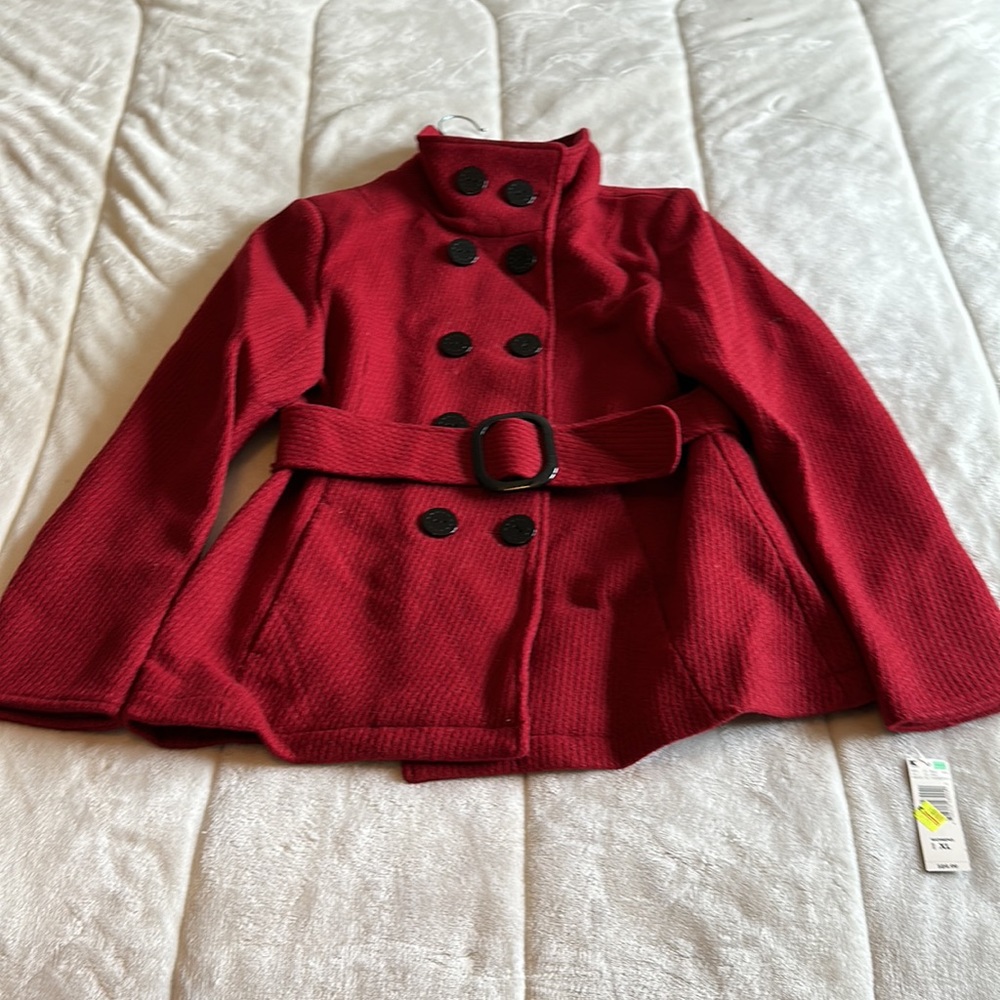 New-wool blend Attention coat